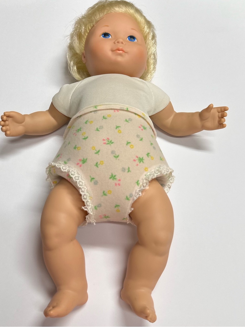 Vintage 1977 Fisher Price My Baby Beth #209 Doll Baby Toy with Pink Sweater READ - Picture 10 of 16